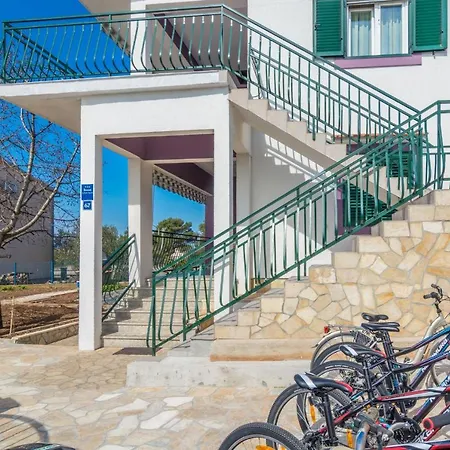 With Parking Space Biograd Na Moru, Biograd - 12796 Apartament *