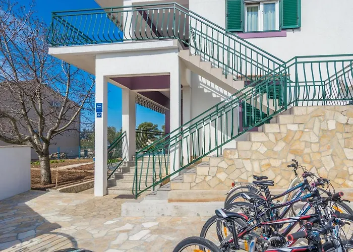 With Parking Space Biograd Na Moru, Biograd - 12796 Apartament *